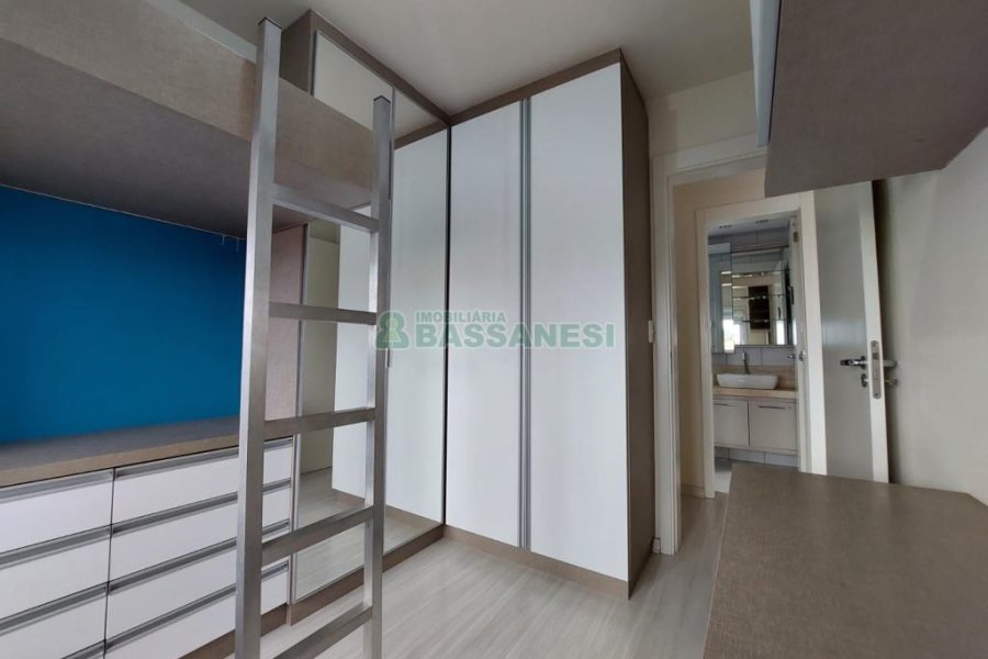 Apartamento com 65m², 2 dormitórios, 1 vaga, no bairro Santa Lúcia em Caxias do Sul para Comprar