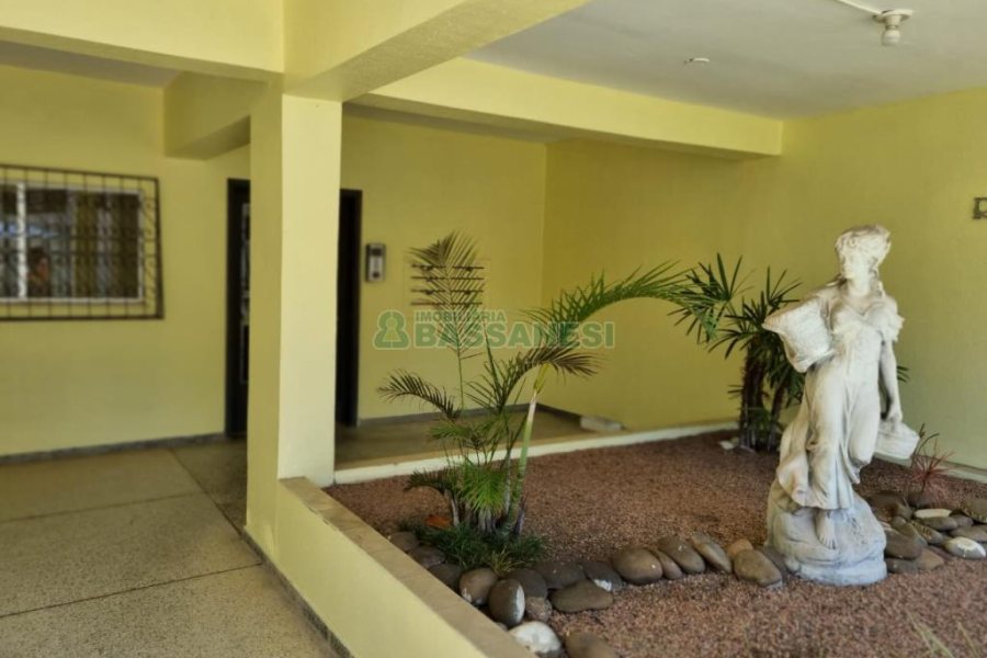 Apartamento com 115m², 3 dormitórios, 1 vaga, no bairro Medianeira em Caxias do Sul para Comprar