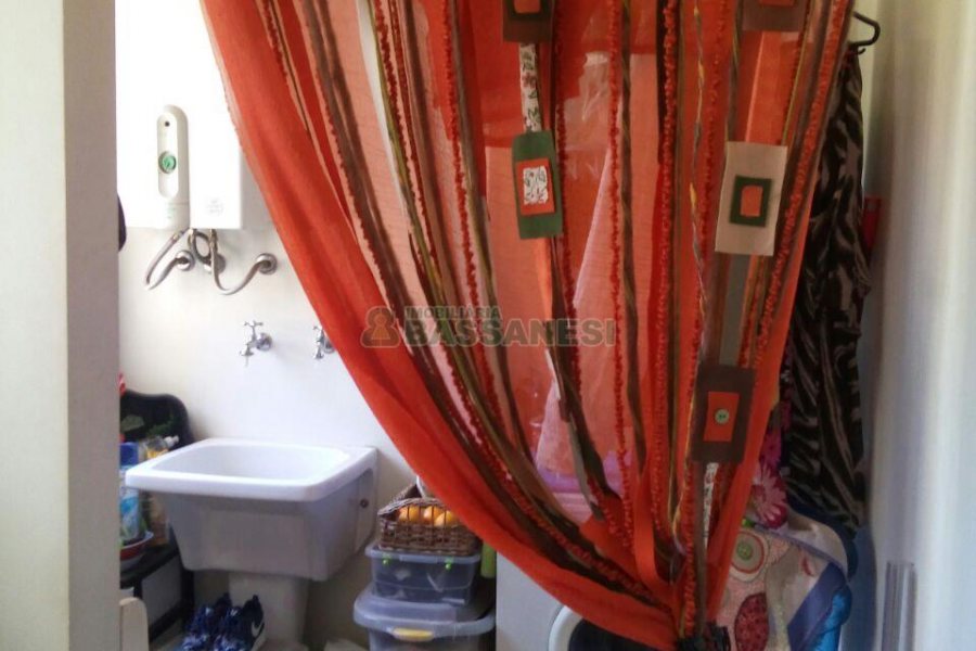 Apto Mobiliado com 95m², 3 dormitórios, 2 vagas, no bairro Rio Branco em Caxias do Sul para Comprar