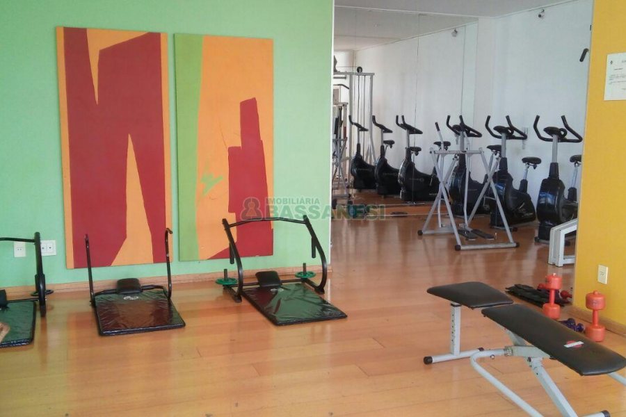 Apto Mobiliado com 95m², 3 dormitórios, 2 vagas, no bairro Rio Branco em Caxias do Sul para Comprar