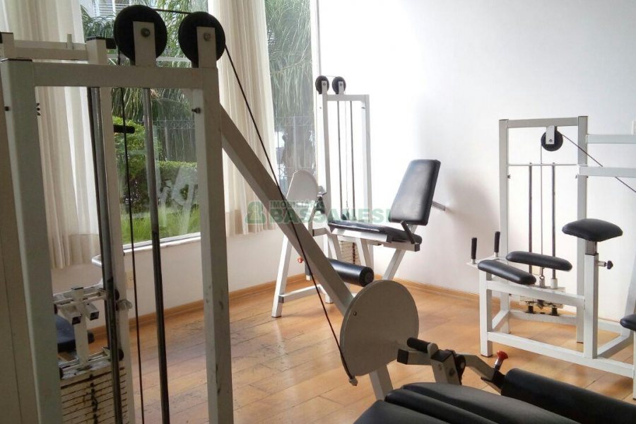 Apto Mobiliado com 95m², 3 dormitórios, 2 vagas, no bairro Rio Branco em Caxias do Sul para Comprar