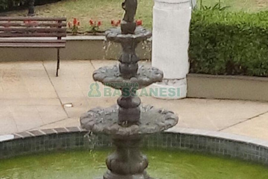 Apto Mobiliado com 95m², 3 dormitórios, 2 vagas, no bairro Rio Branco em Caxias do Sul para Comprar