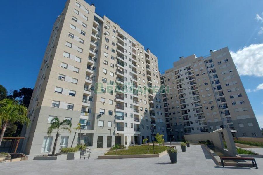 Apartamento com 71m², 3 dormitórios, 1 vaga, no bairro Santa Catarina em Caxias do Sul para Comprar