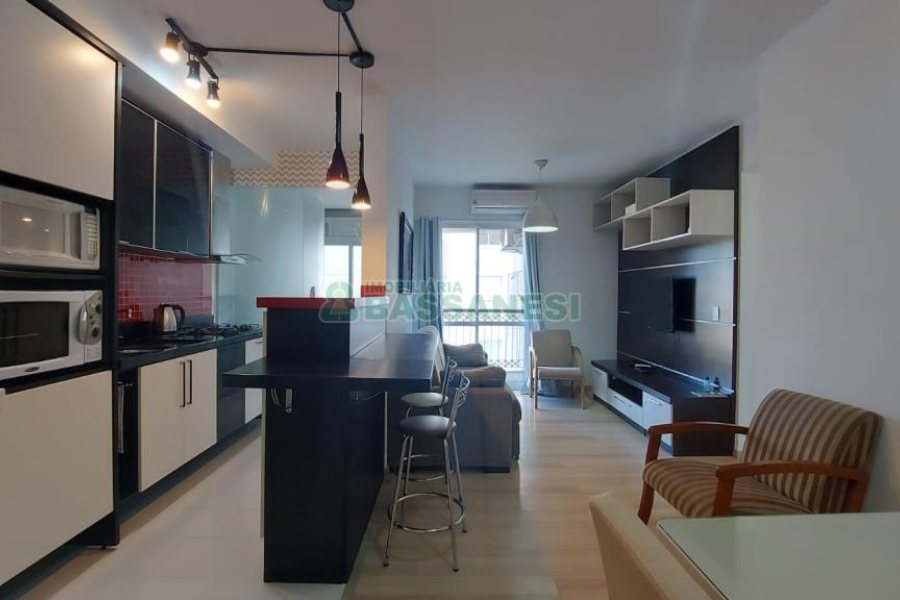 Apartamento com 71m², 3 dormitórios, 1 vaga, no bairro Santa Catarina em Caxias do Sul para Comprar