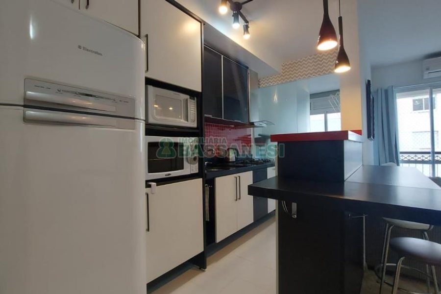 Apartamento com 71m², 3 dormitórios, 1 vaga, no bairro Santa Catarina em Caxias do Sul para Comprar