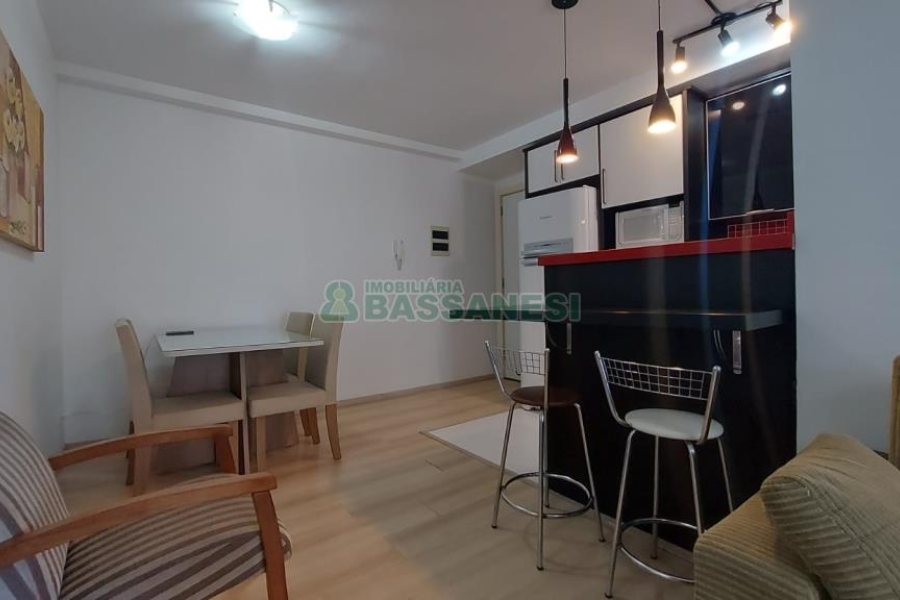 Apartamento com 71m², 3 dormitórios, 1 vaga, no bairro Santa Catarina em Caxias do Sul para Comprar