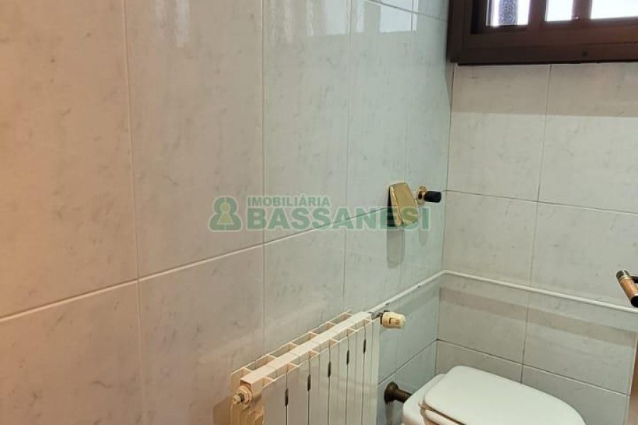 Apartamento com 221m², 3 dormitórios, 2 vagas, no bairro Jardim América em Caxias do Sul para Comprar