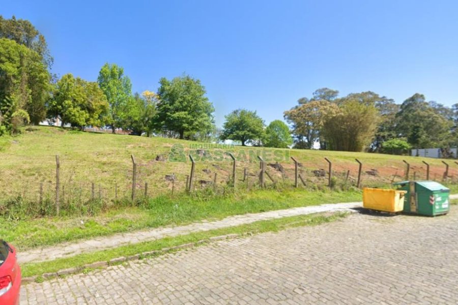 Terreno com 16568m², no bairro Nossa Senhora de Lourdes em Caxias do Sul para Comprar