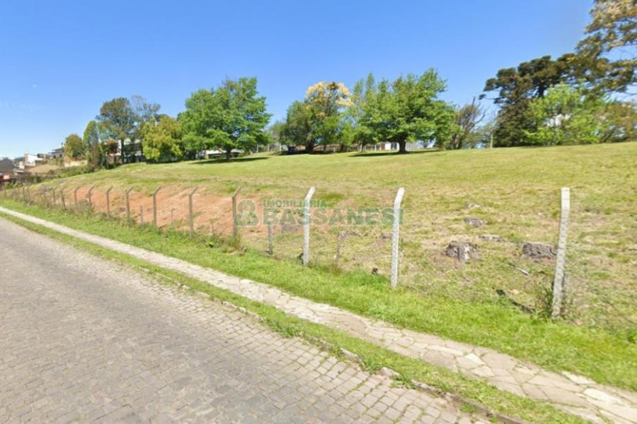 Terreno com 16568m², no bairro Nossa Senhora de Lourdes em Caxias do Sul para Comprar