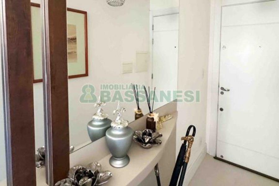 Apartamento com 58m², 1 dormitório, 1 vaga, no bairro Centro em Caxias do Sul para Comprar