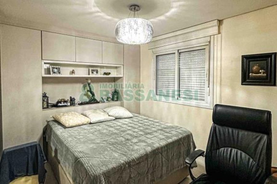 Apartamento com 58m², 1 dormitório, 1 vaga, no bairro Centro em Caxias do Sul para Comprar