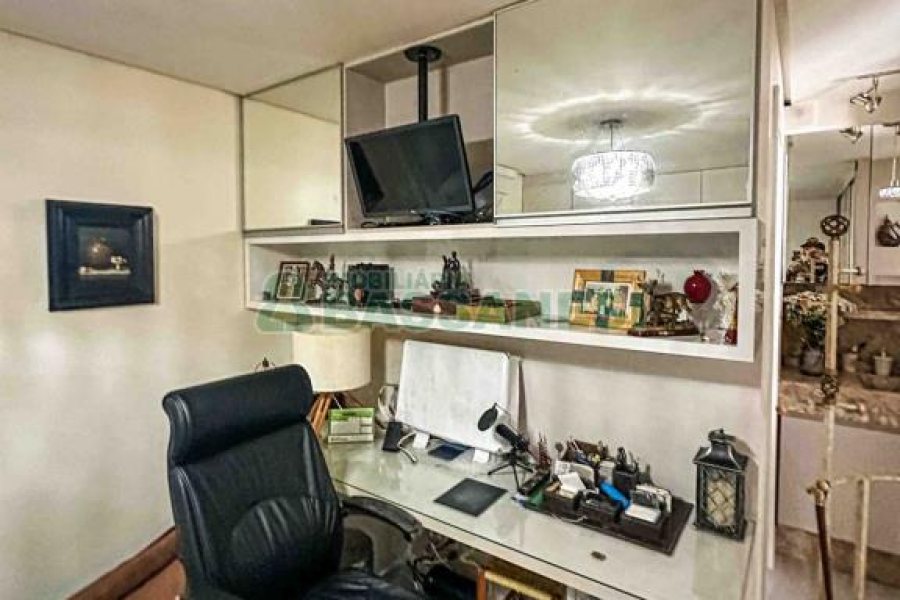 Apartamento com 58m², 1 dormitório, 1 vaga, no bairro Centro em Caxias do Sul para Comprar