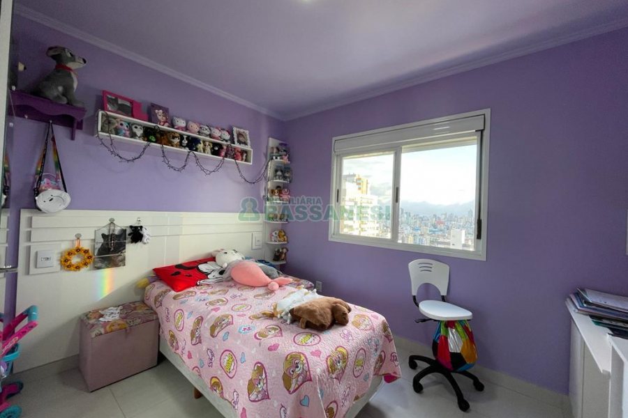 Apto Mobiliado com 114m², 3 dormitórios, 2 vagas, no bairro Universitário em Caxias do Sul para Alugar