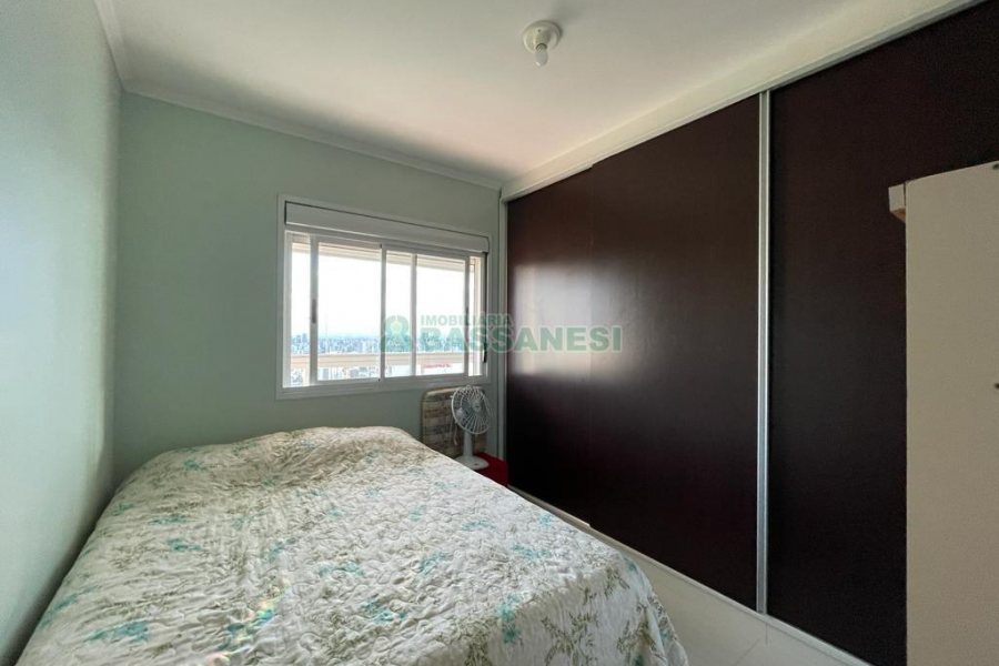 Apto Mobiliado com 114m², 3 dormitórios, 2 vagas, no bairro Universitário em Caxias do Sul para Alugar