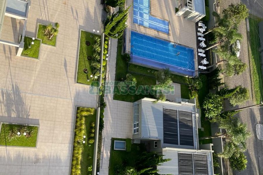 Apto Mobiliado com 114m², 3 dormitórios, 2 vagas, no bairro Universitário em Caxias do Sul para Alugar