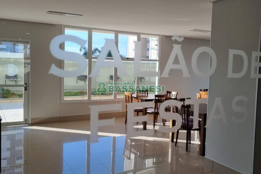 Apto Mobiliado com 114m², 3 dormitórios, 2 vagas, no bairro Universitário em Caxias do Sul para Alugar