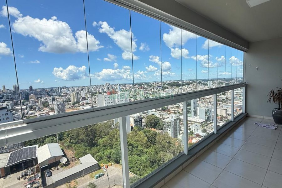 Apto Mobiliado com 115m², 3 dormitórios, 2 vagas, no bairro Universitário em Caxias do Sul para Alugar