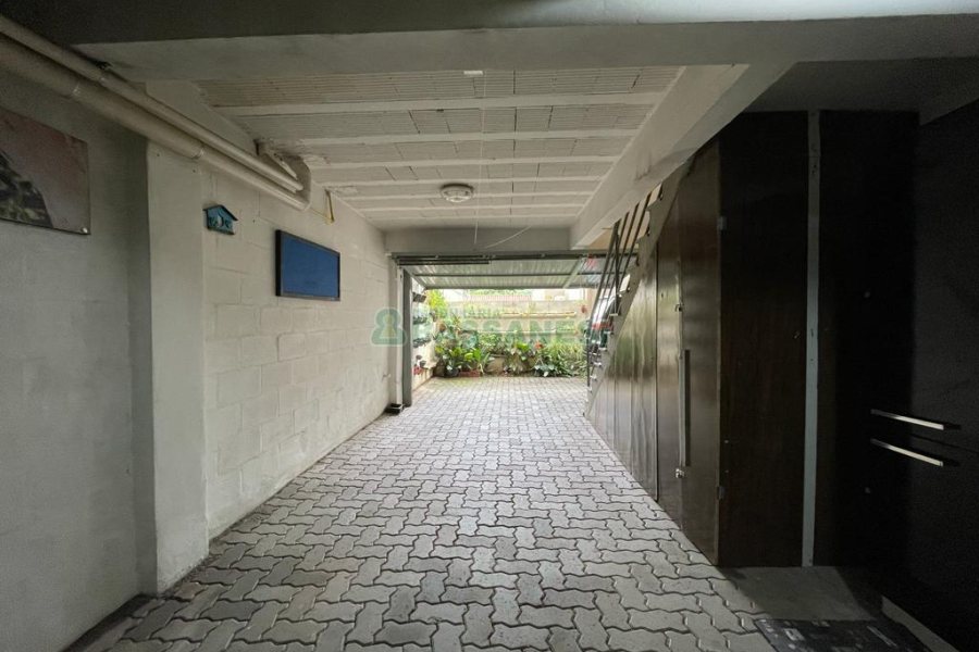 Sobrado Mobiliado com 320m², 2 dormitórios, 2 vagas, no bairro Santa Catarina em Caxias do Sul para Alugar