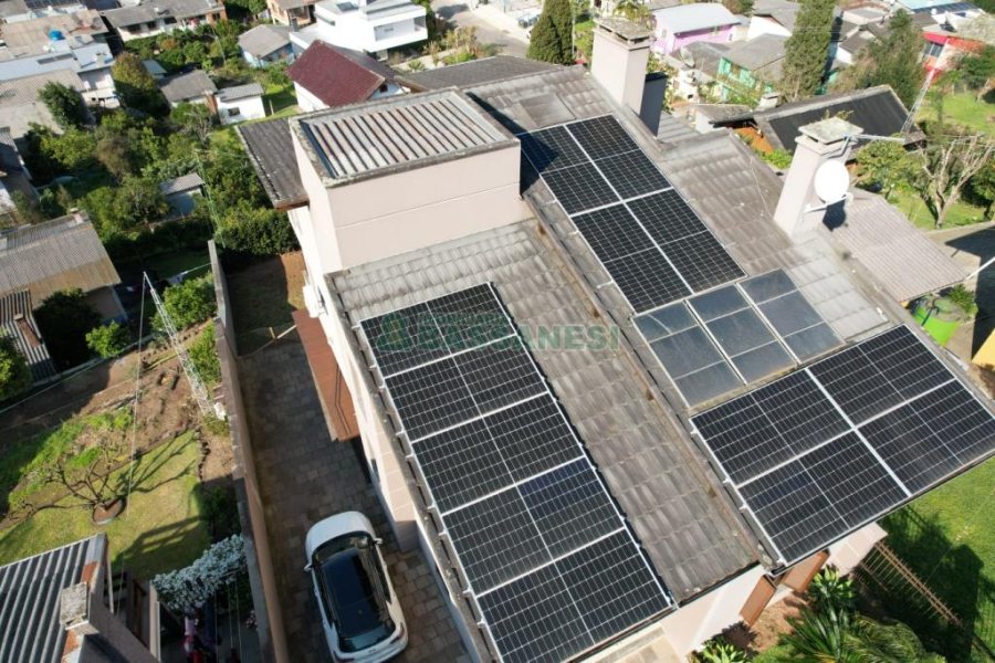 Casa com 360m², 3 dormitórios, 2 vagas, no bairro Cruzeiro em Caxias do Sul para Alugar ou Comprar