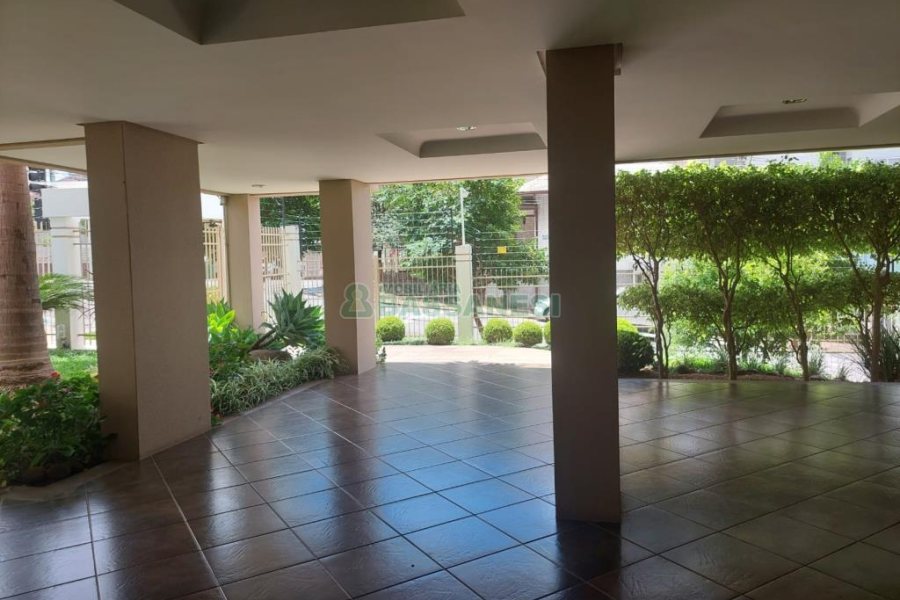 Apartamento com 187m², 3 dormitórios, 4 vagas, no bairro Centro em Caxias do Sul para Comprar