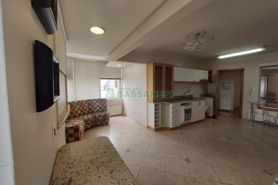 Apartamento com 187m², 3 dormitórios, 4 vagas, no bairro Centro em Caxias do Sul para Comprar