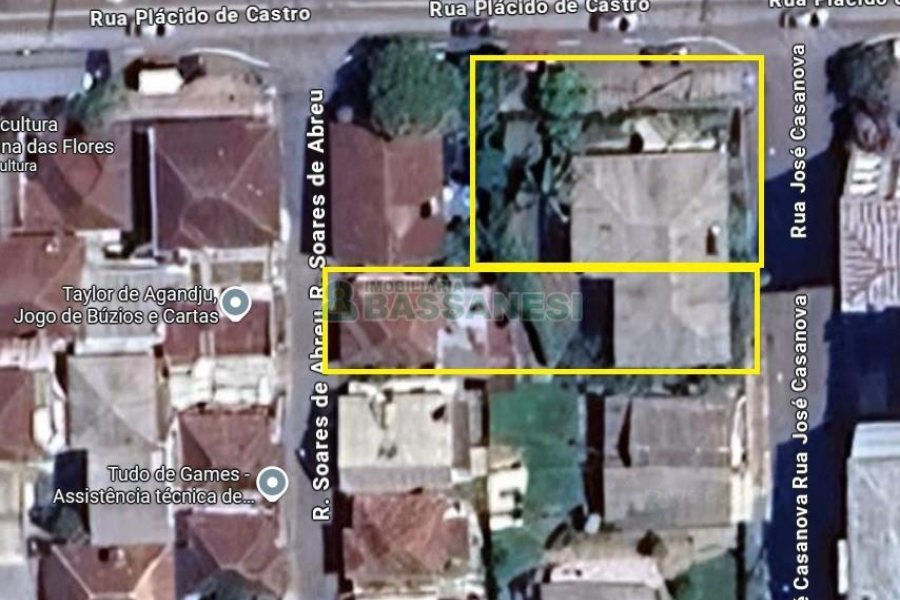 Casa com 335m², 6 dormitórios, 2 vagas, no bairro Exposição em Caxias do Sul para Comprar