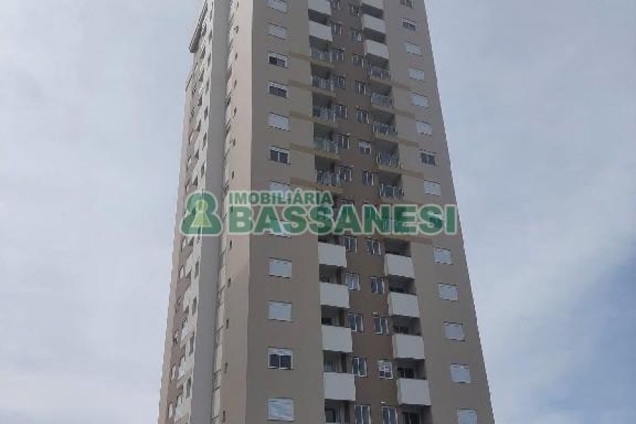 Apto Mobiliado com 62m², 2 dormitórios, 1 vaga, no bairro Panazzolo em Caxias do Sul para Alugar