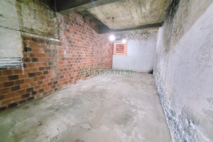 Loja com 145m², no bairro Cruzeiro em Caxias do Sul para Alugar