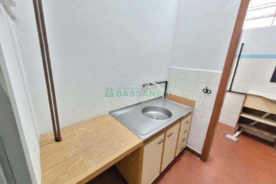 Loja com 145m², no bairro Cruzeiro em Caxias do Sul para Alugar