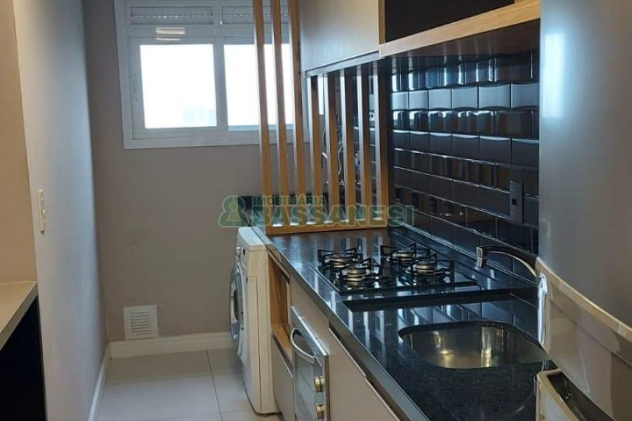 Apartamento com 55m², 2 dormitórios, 1 vaga, no bairro Lourdes em Caxias do Sul para Comprar