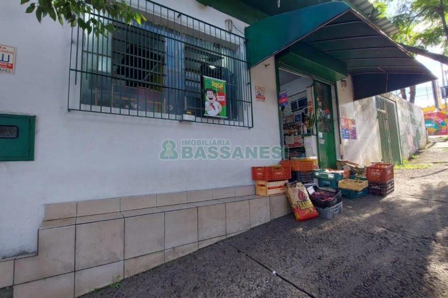 Loja com 200m², 6 vagas, no bairro Cristo Redentor em Caxias do Sul para Alugar