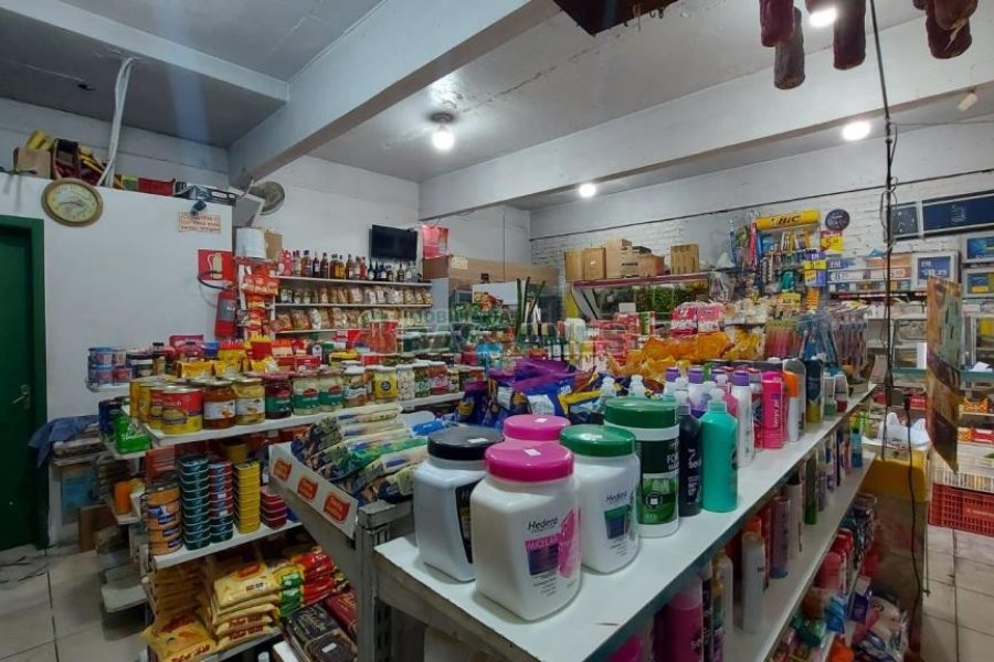 Loja com 200m², 6 vagas, no bairro Cristo Redentor em Caxias do Sul para Alugar