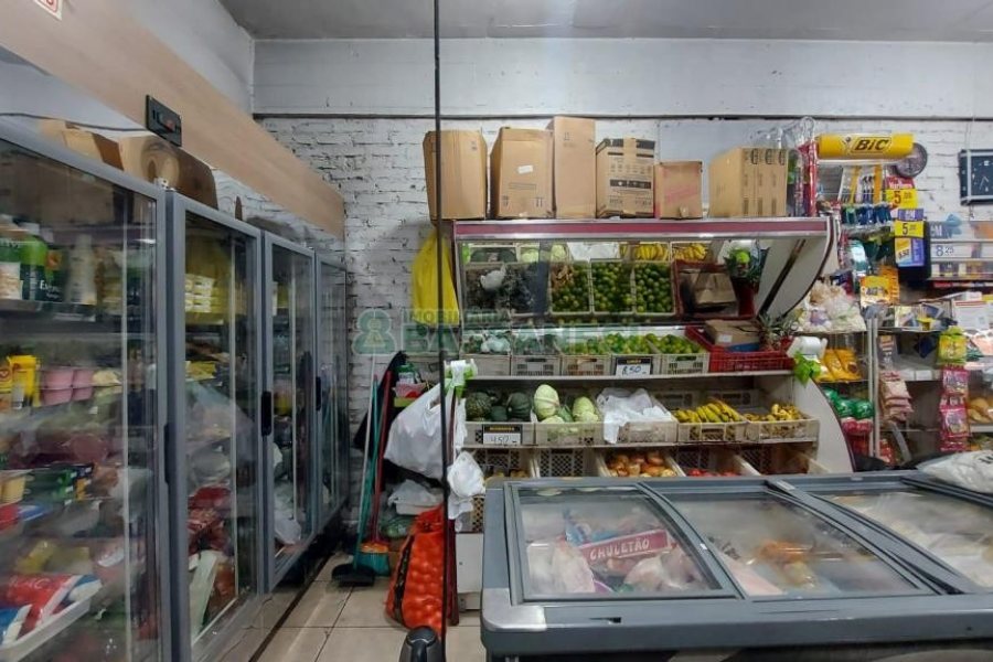 Loja com 200m², 6 vagas, no bairro Cristo Redentor em Caxias do Sul para Alugar