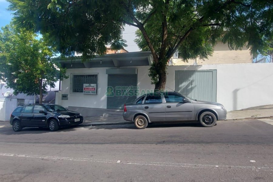 Loja com 62m², no bairro Cristo Redentor em Caxias do Sul para Alugar