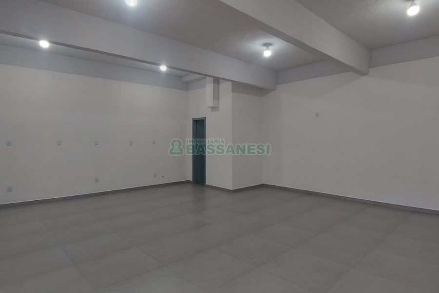 Loja com 62m², no bairro Cristo Redentor em Caxias do Sul para Alugar
