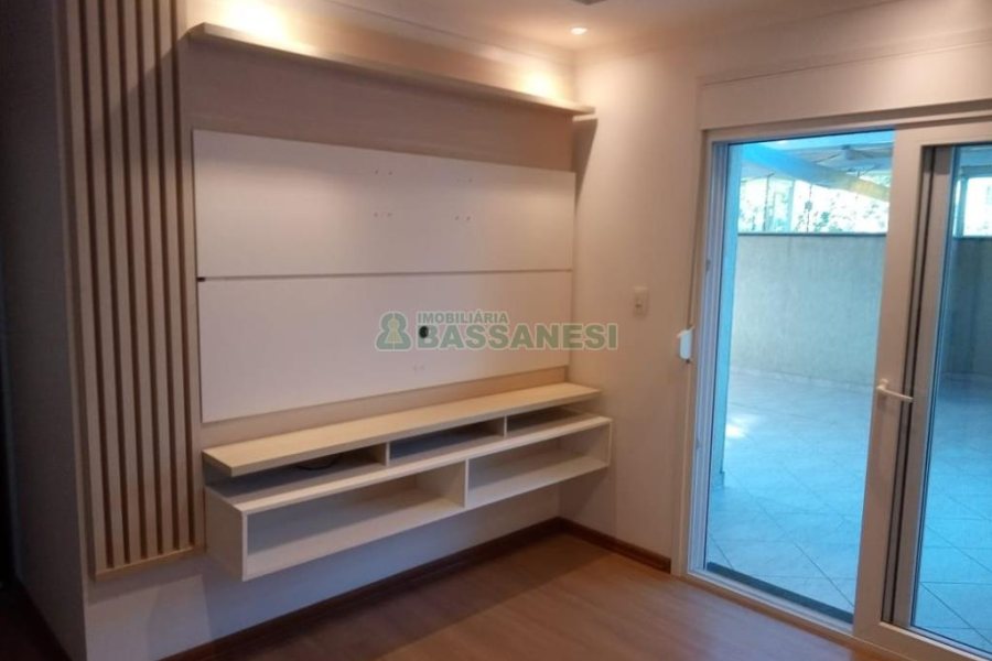 Apartamento com 186m², 3 dormitórios, 2 vagas, no bairro Pio X em Caxias do Sul para Comprar