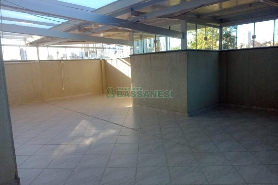 Apartamento com 186m², 3 dormitórios, 2 vagas, no bairro Pio X em Caxias do Sul para Comprar