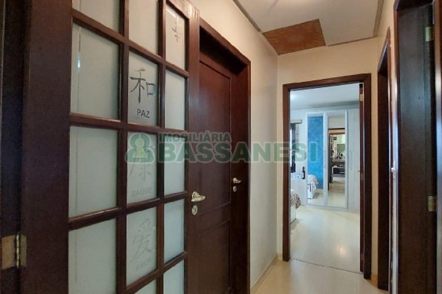 Casa com 150m², 3 dormitórios, 3 vagas, no bairro Kayser em Caxias do Sul para Comprar