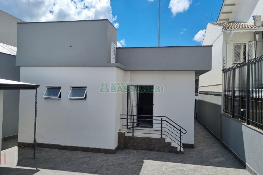 Loja com 142m², no bairro Centro em Caxias do Sul para Comprar