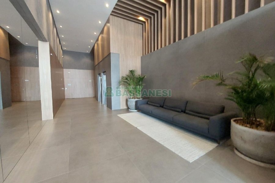 Apto Mobiliado com 48m², 1 dormitório, 1 vaga, no bairro Santa Catarina em Caxias do Sul para Alugar