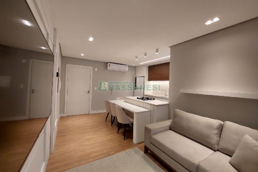 Apto Mobiliado com 48m², 1 dormitório, 1 vaga, no bairro Santa Catarina em Caxias do Sul para Alugar