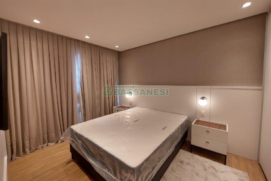 Apto Mobiliado com 48m², 1 dormitório, 1 vaga, no bairro Santa Catarina em Caxias do Sul para Alugar