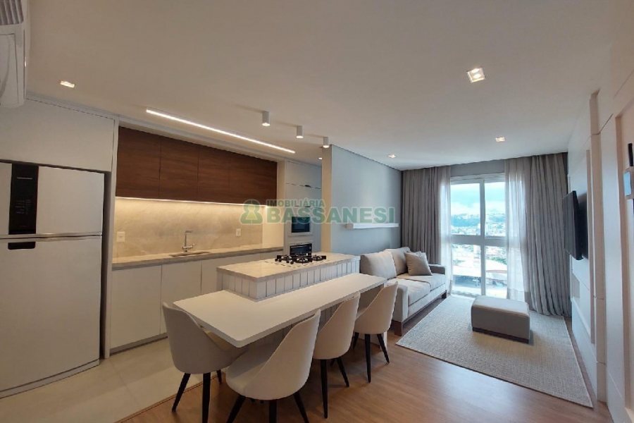 Apto Mobiliado com 48m², 1 dormitório, 1 vaga, no bairro Santa Catarina em Caxias do Sul para Alugar