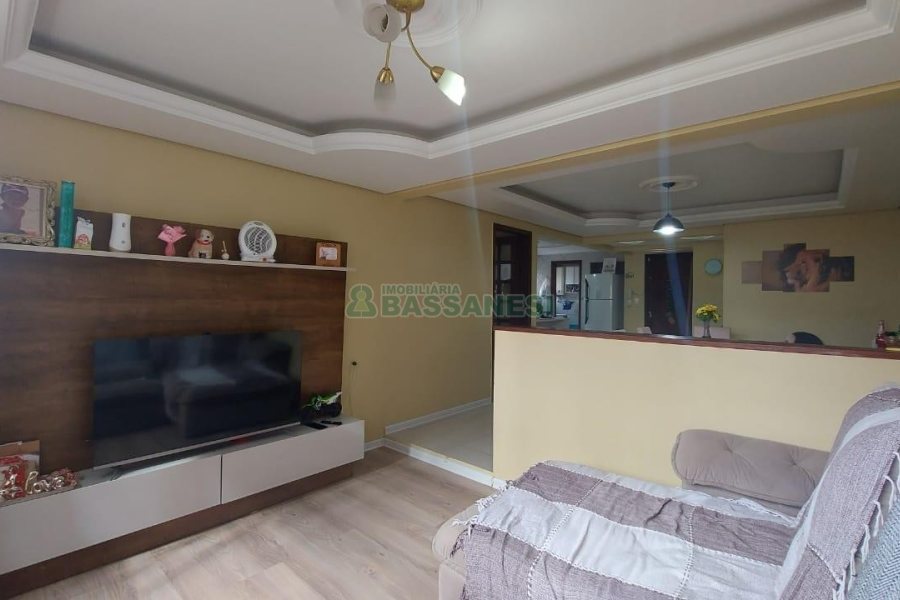 Apartamento com 86m², 3 dormitórios, 2 vagas, no bairro Panazzolo em Caxias do Sul para Comprar