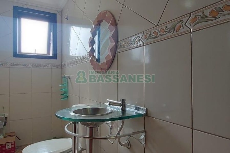 Apartamento com 86m², 3 dormitórios, 2 vagas, no bairro Panazzolo em Caxias do Sul para Comprar