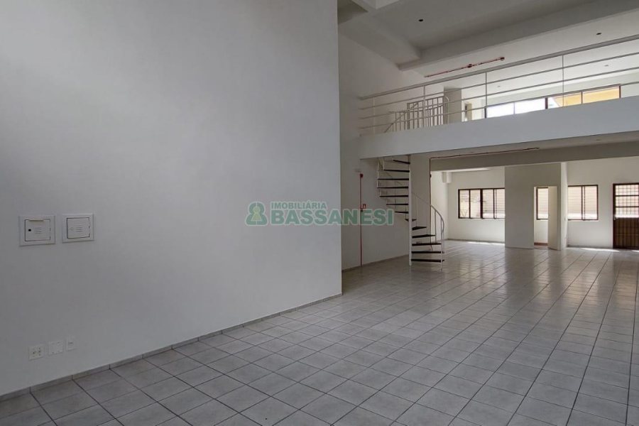Loja com 260m², no bairro Centro em Caxias do Sul para Alugar