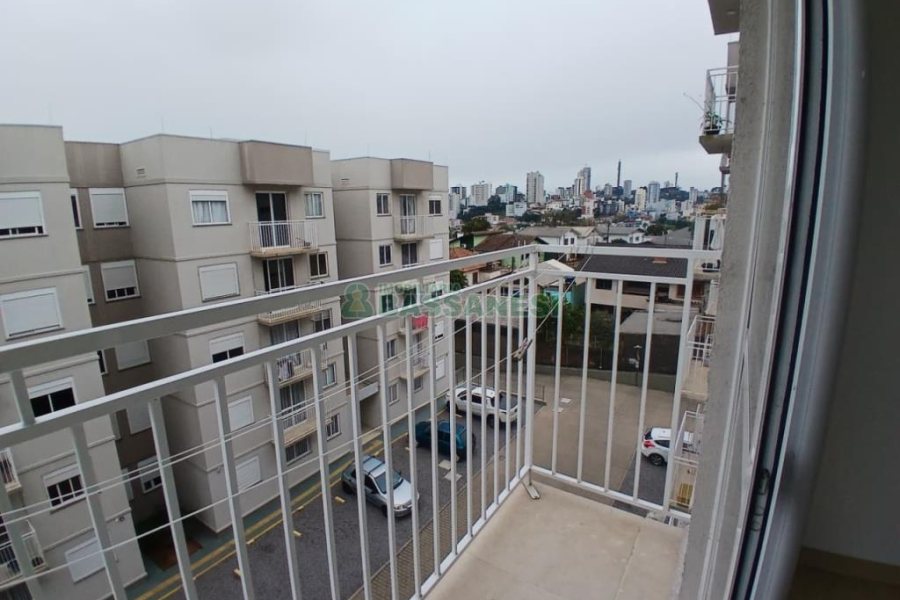 Apartamento com 47m², 2 dormitórios, 1 vaga, no bairro Bela Vista em Caxias do Sul para Comprar