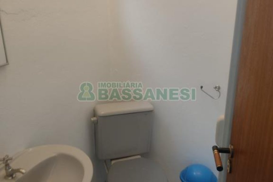 Loja com 63m², no bairro Centro em Caxias do Sul para Comprar