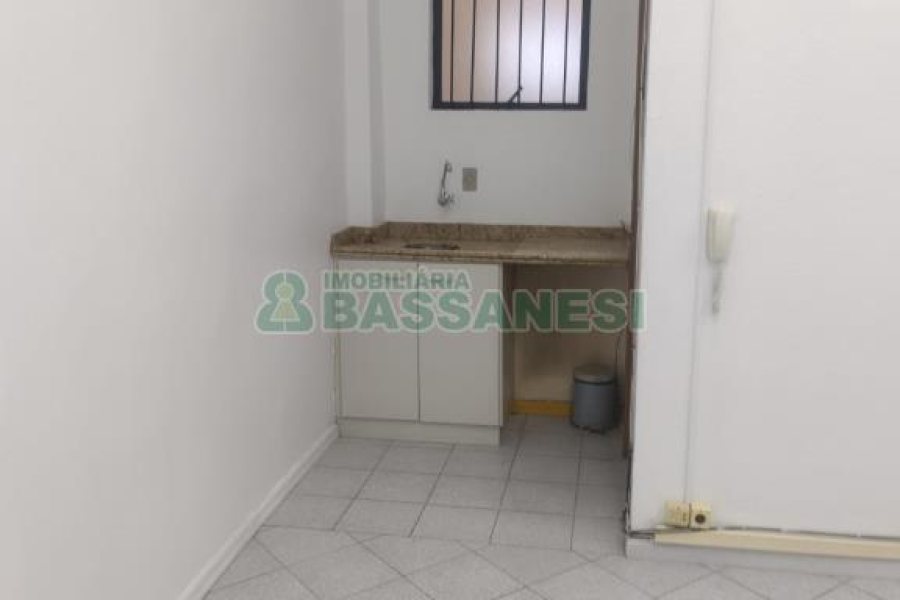 Loja com 63m², no bairro Centro em Caxias do Sul para Comprar