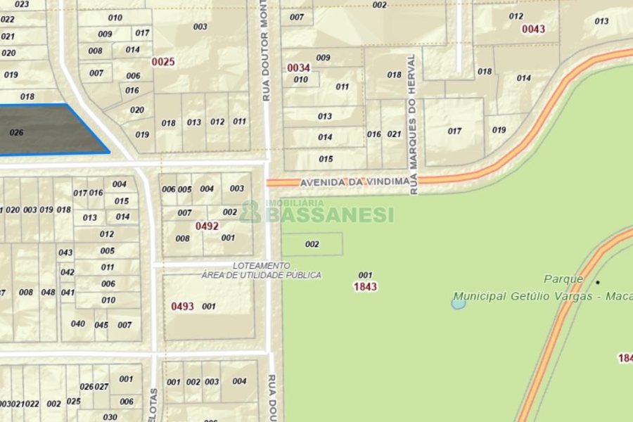 Terreno, no bairro Centro em Caxias do Sul para Comprar